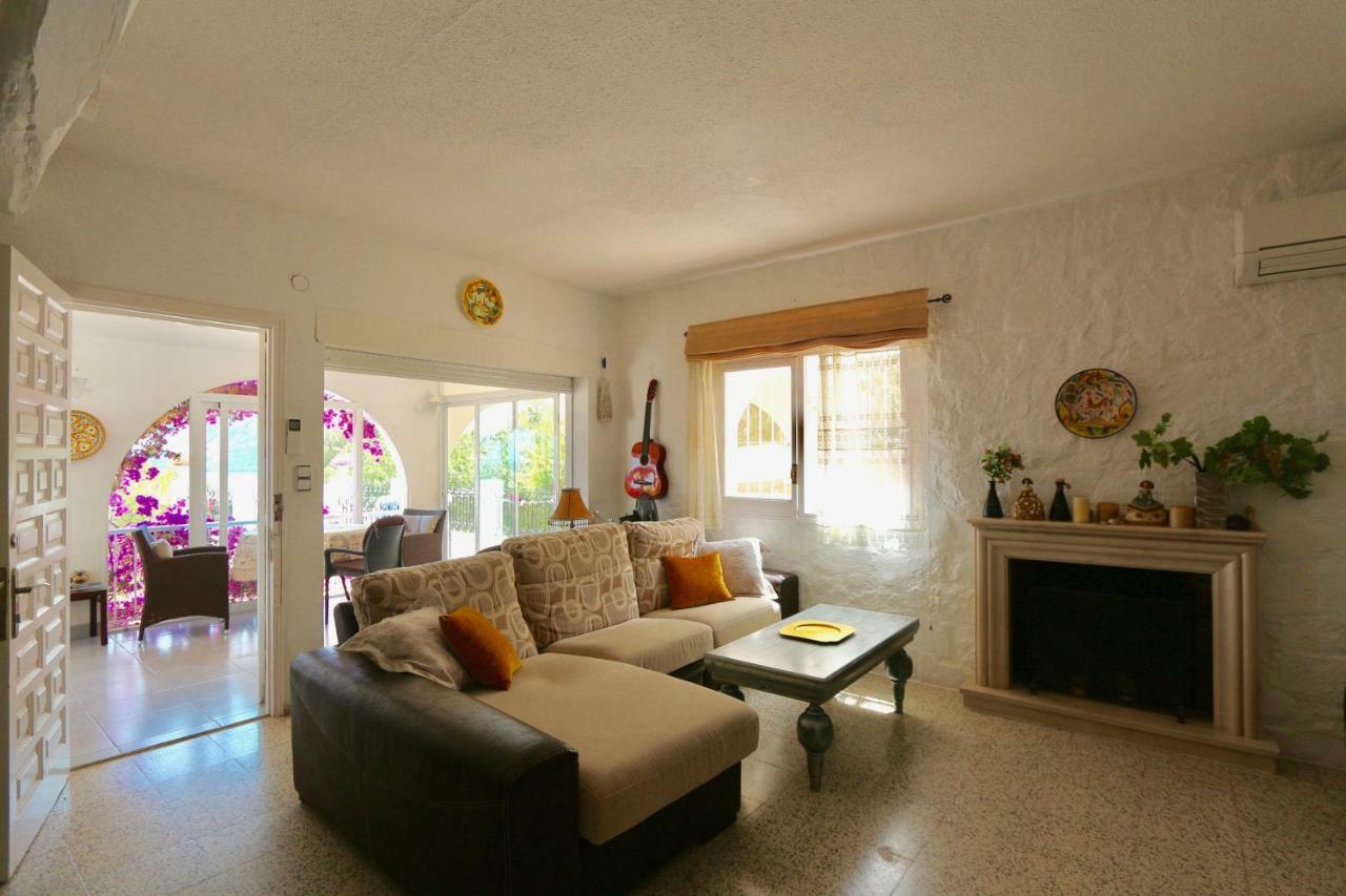 Calalga Сasa Frente A La Playa Con Piscina Privada Villa Calpe Buitenkant foto